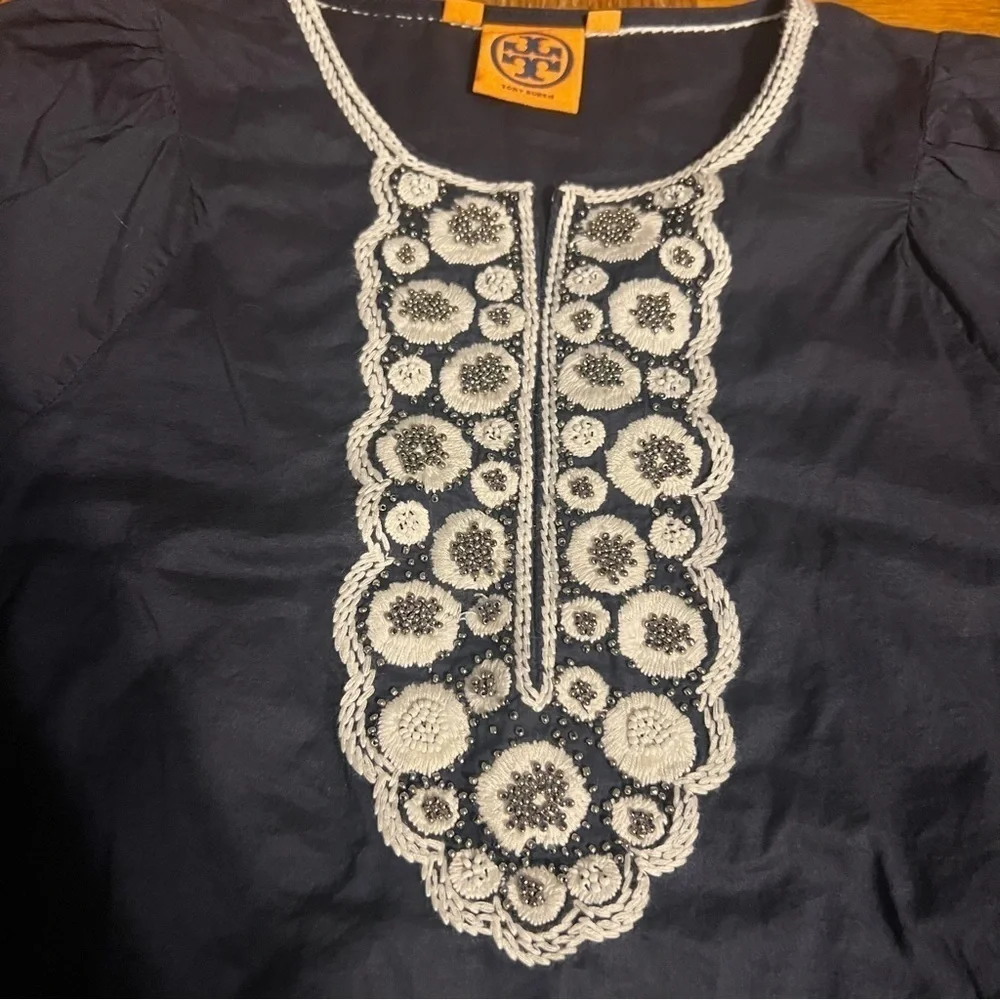 Tory Burch Semi-Sheer Embroidered Tunic Top in Navy Sz 2 Boho Chic Relaxed Fit